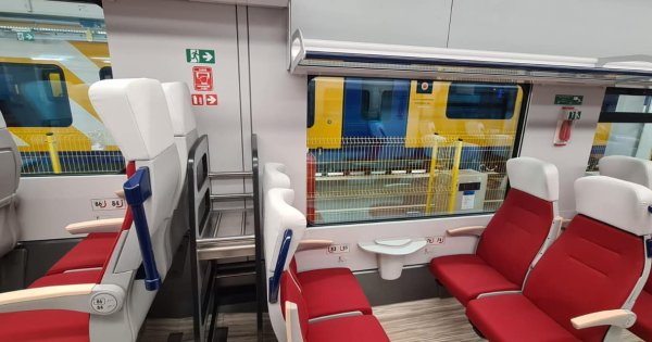 GALERIE FOTO Cum arată primul tren electric nou cumpărat de România după mai...