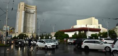 Prognoza speciala pentru Bucuresti: Ploi torentiale, descarcari electrice si...