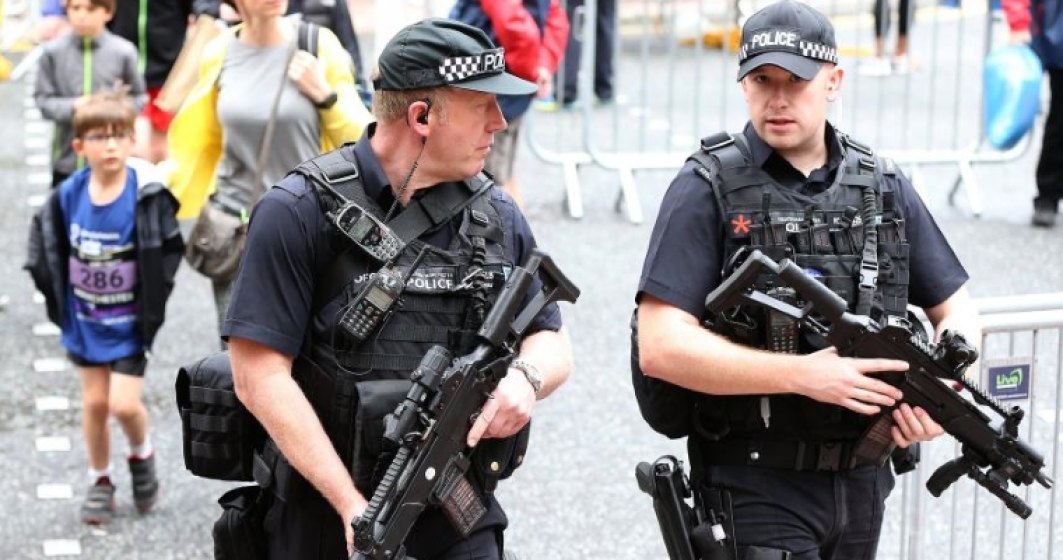 O parte dintre membrii retelei care a provocat atacul terorist de la Manchester ar putea fi inca in libertate