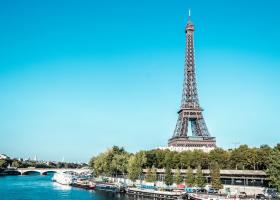 La Paris, turiștii vor putea înota în Sena din 2025