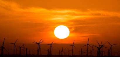 România va avea 10 GW de eolian și solar susținuți de BERD prin contracte...