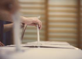 Secții de vot 2024: românii din Alba vor vota în școli și grădinițe, dar și...