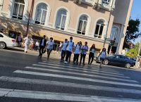 Poza 4 pentru galeria foto [FOTO] Prima zi de școală în București după 6 luni de pauză