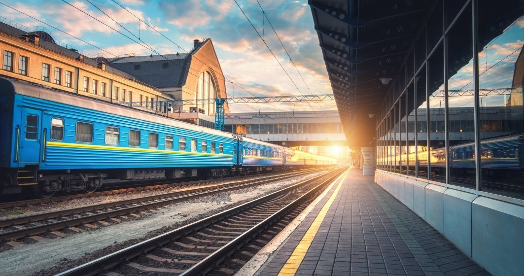 Peste 40 de Trenuri ale Soarelui vor circula zilnic catre statiunile de la Marea Neagra si Delta Dunarii