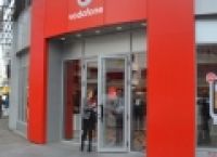 Poza 1 pentru galeria foto Cum arata magazinul Vodafone din Magheru, dupa renovare: operatorul investeste 7 mil. euro intr-un program amplu de modernizari