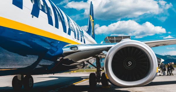 CEO-ul Ryanair ar putea lua un bonus de 100 de milioane de euro. Irlandezii...