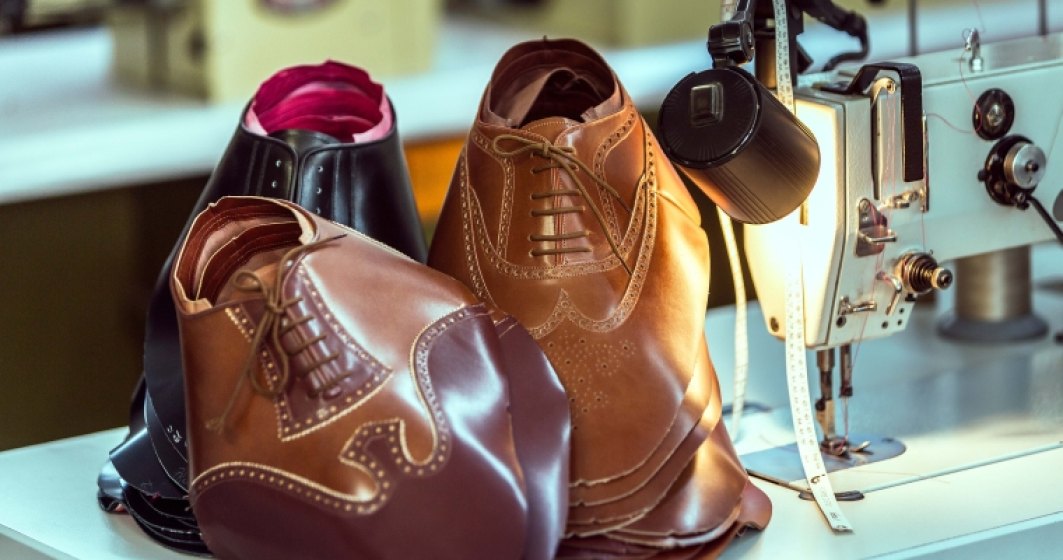 Afacerea de 25 de ani cu pantofi realizati manual care livreaza in China si Nigeria