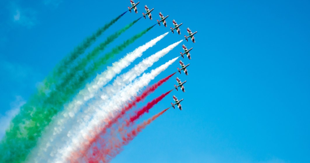 VIDEO Avioane italiene „desenează” tricolorul în semn de susţinere a populației