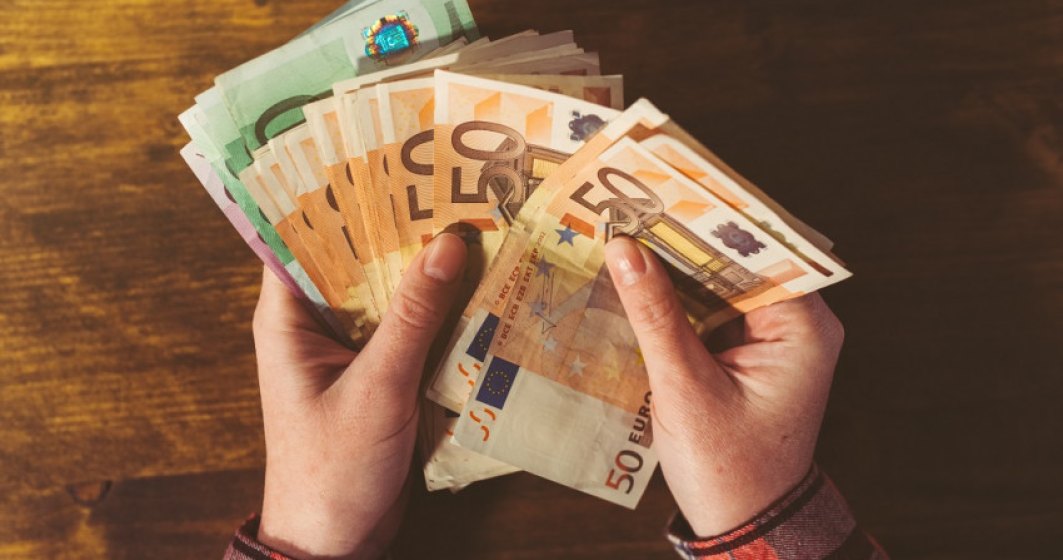 România ar putea adopta moneda euro peste aproximativ 8 ani