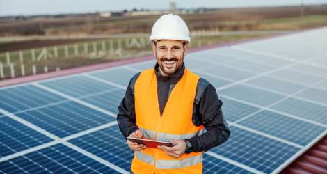 Legislație și norme pentru instalarea panourilor fotovoltaice:...