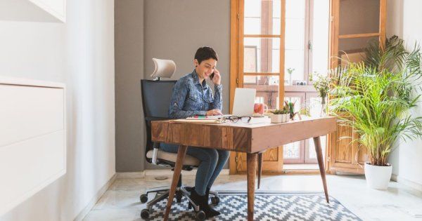 8 trucuri pentru o rutină sănătoasă, dacă lucrezi de acasă