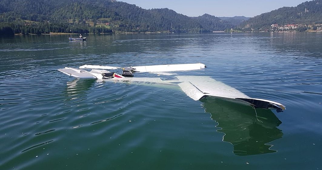 Un avion de agrement s-a prăbușit în lacul Colibiţa