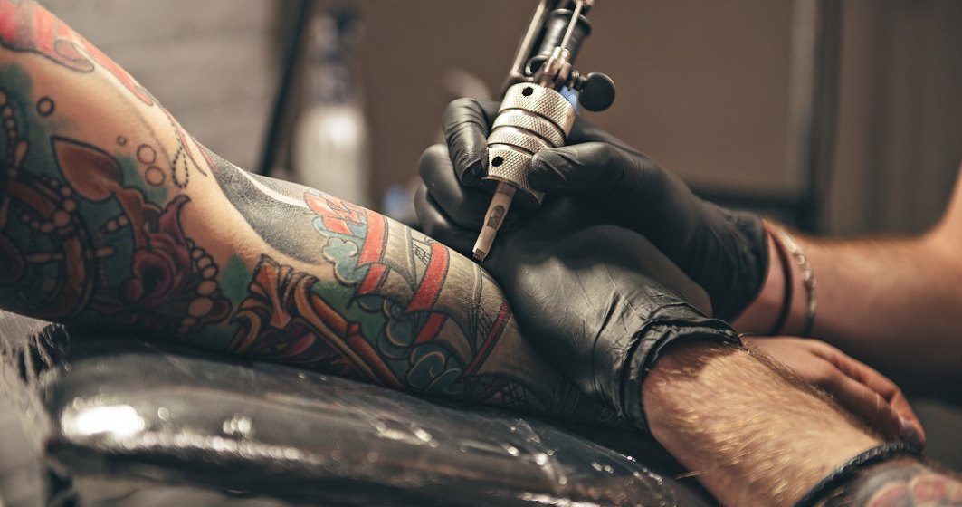 Startup-ul care te ajută să îți faci tatuaje fără să te temi că te plictisești de ele sau nu te mai reprezintă