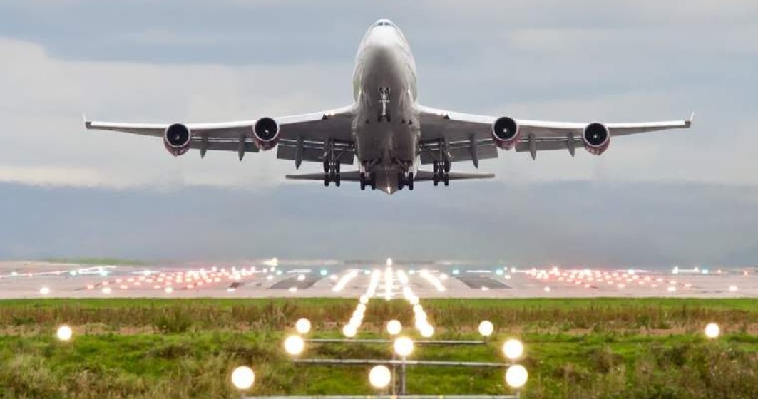 Aeroportul Otopeni le cere pasagerilor sa vina cu trei ore inainte de decolare, din cauza aglomeratiei
