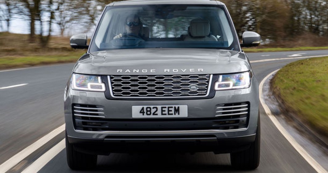 Range Rover primeste versiunea P400: motor pe benzina de 3.0 litri, 400 CP si sistem mild-hybrid