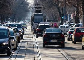 Trasee modificate la STB: 33 de linii de transport în comun din București își...