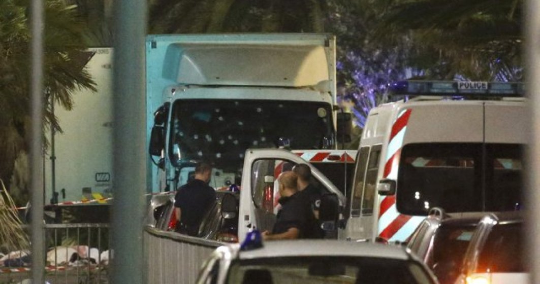 Autoritatile franceze au retinut inca doua persoane care ar avea legatura cu atacul de la Nisa