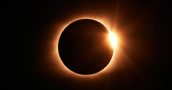 LIVE VIDEO | Eclipsă de soare 8 aprilie: Cum poți vedea în timp real...