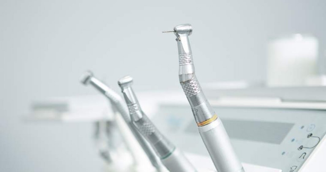 Abonamentul la dentist, cel mai nou beneficiu extrasalarial pe care companiile il pot oferi angajatilor