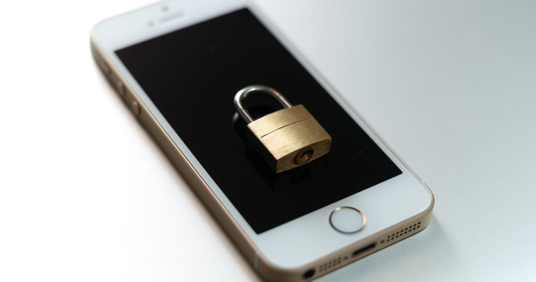 Marea Britanie interzice vânzarea telefoanelor mobile blocate într-o anumită rețea