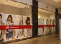 Poza 3 pentru galeria foto Baneasa promoveaza pe Facebook deschiderea magazinul H&M