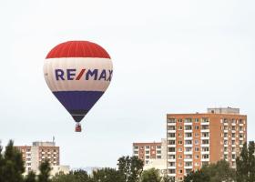 RE/MAX a încasat comisioane de 13,5 milioane de euro din tranzacții imobiliare