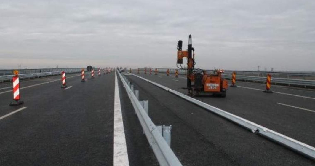 Circulatia ar putea fi deschisa luni seara pe loturile 3 si 4 din autostrada A10 Sebes - Turda