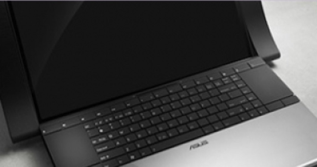 ASUS NX90Jq: Laptop cu design inovator