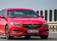 Poza 2 pentru galeria foto Test cu noul Opel Insignia: design de coupe, tinuta sportiva si tehnologii noi