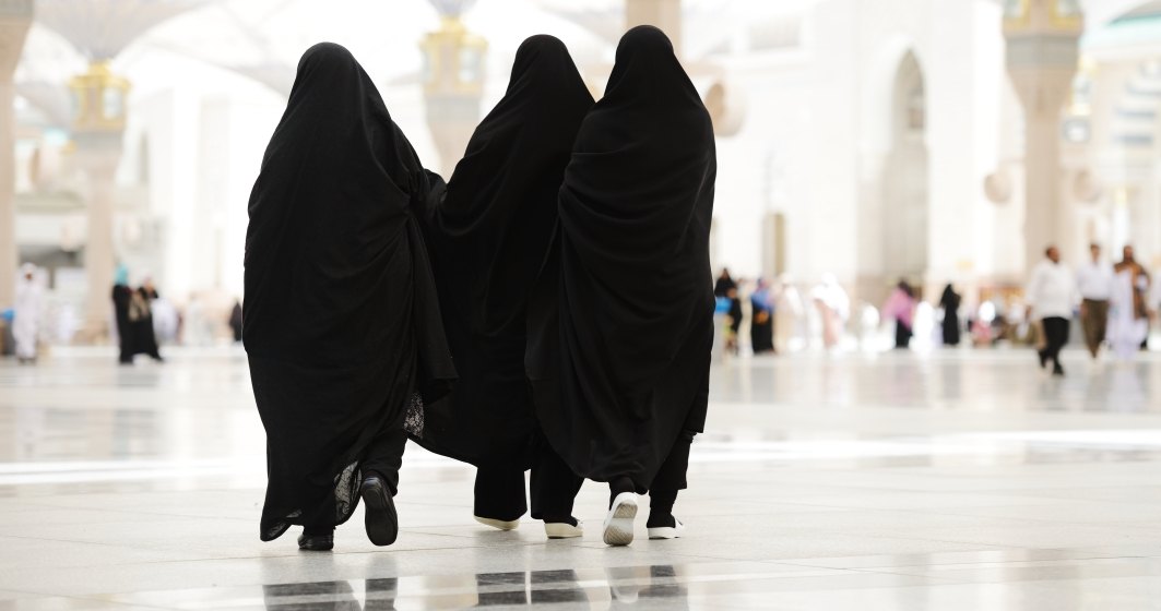 Arabia Saudită: Zece femei au fost numite în funcţii de conducere importante la Mecca şi Medina