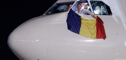 Galerie Foto: Avionul cu care românii vor putea zbura direct în SUA a ajuns...