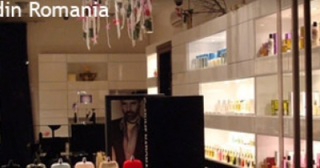 Povestea celui mai scump parfum din lume in Romania