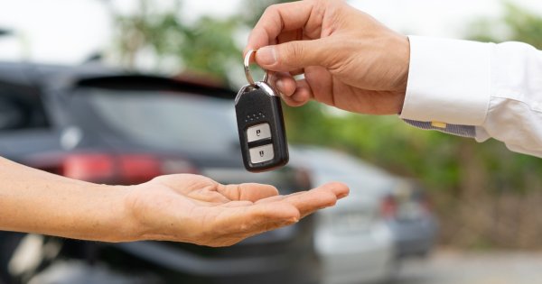 Cum poți achiziționa autoturisme rulate prin OTP Leasing România?