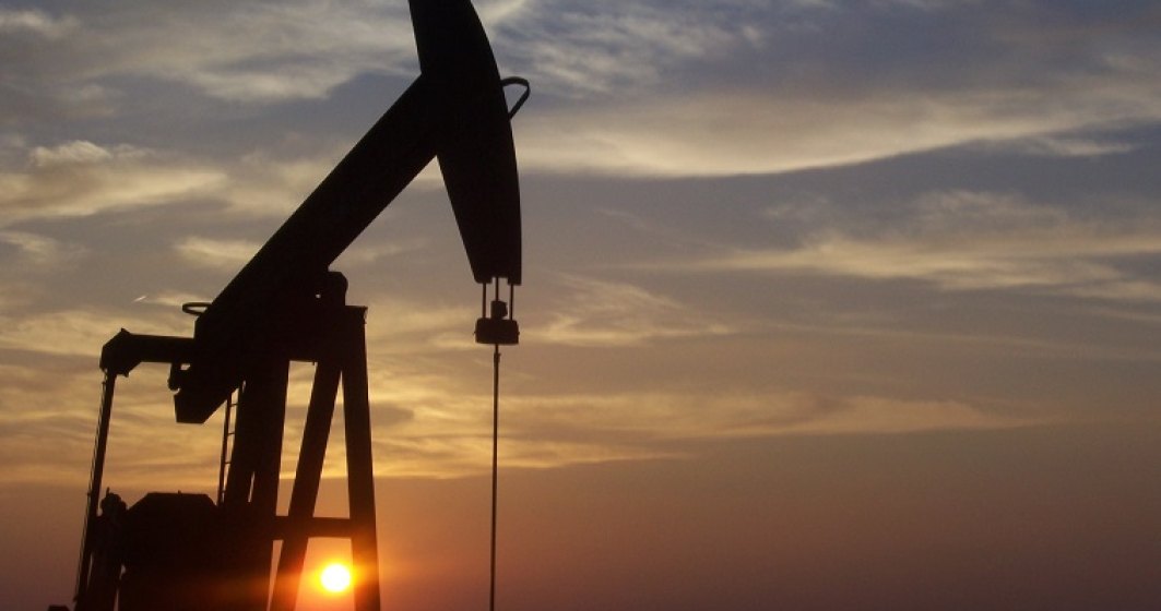 Tradeville: Pretul petrolului ar putea reveni la 60 de dolari pe baril in 2017