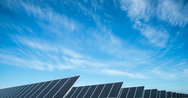 Vrancart își construiește un parc solar de 20,5 MW la Adjud, cu finanțare de...