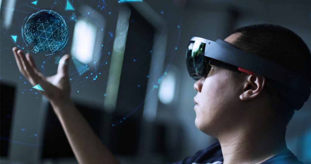 Apple anunță că dezvoltă o tehnologie de realitate augmentată care să îmbunătățească conversațiile