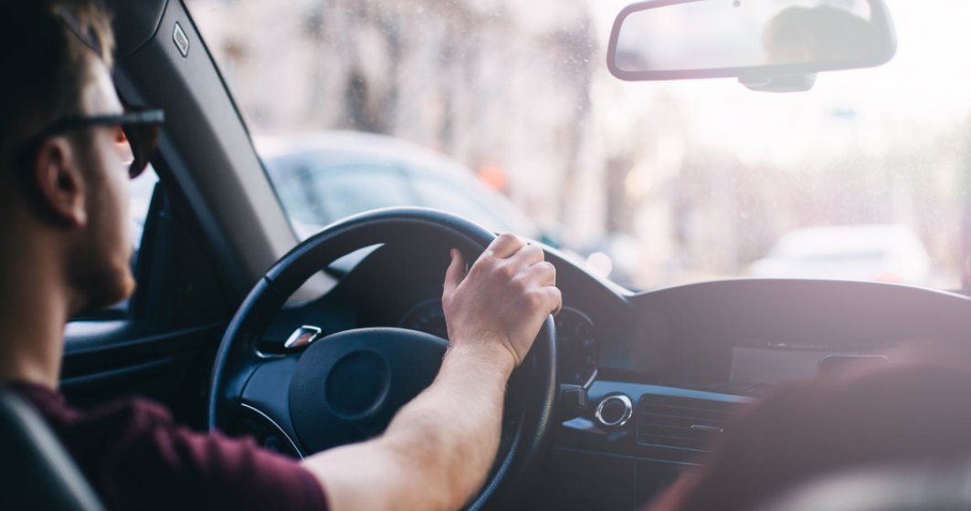   Jumătate dintre șoferii din România consideră ridicat riscul de a fi implicați într-un accident auto