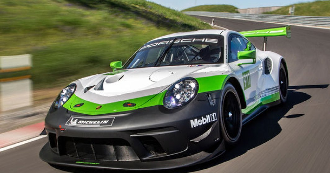 Porsche 911 GT3 R: versiunea de circuit are peste 550 CP si sistem de aer conditionat