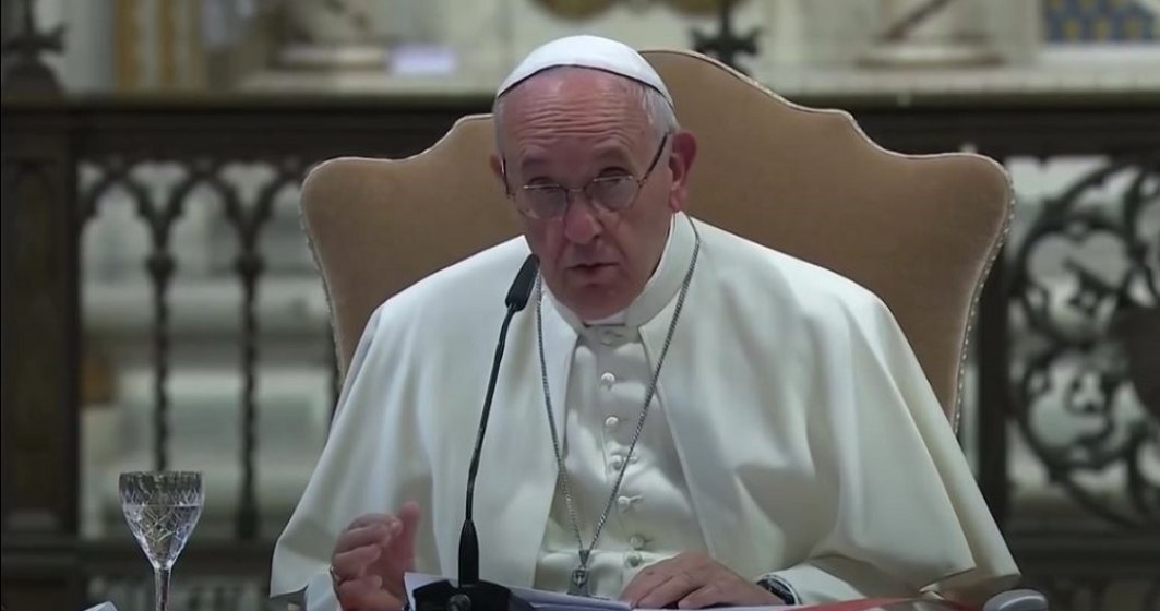 Papa Francisc a condamnat din nou cruzimea războiului, în timpul slujbei de Înviere