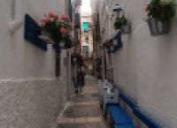 Poza 1 pentru galeria foto GALERIE FOTO: Vieste, orașul italian pitoresc cu străduțe ca-n filme, în care picioarele te poartă singure
