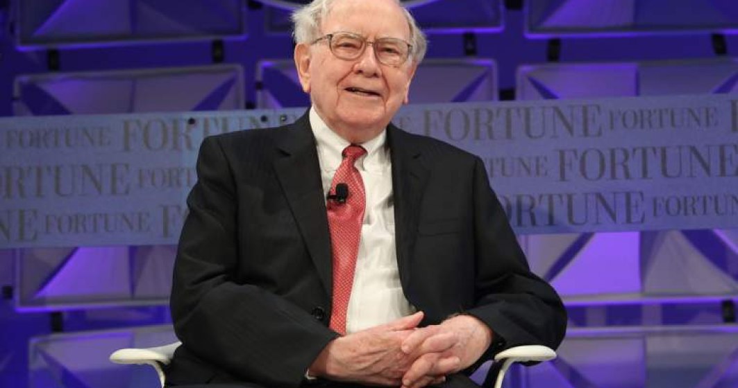 Warren Buffett recunoaste ca a facut o greseala ca nu a investit in Google si ca a fost "prea prost" sa aprecieze Amazon