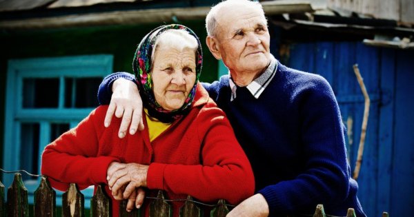 Studiu: Unul din doi români speră să ajungă la 90 de ani, dar cei mai mulți...