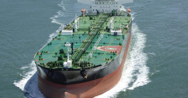 Un petrolier cu 750 de tone de motorină a naufragiat pe coasta de sud-est a...