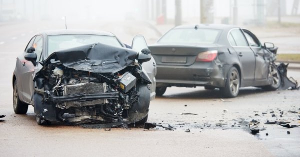 Aproape 1000 de morţi în accidente rutiere de la începutul anului
