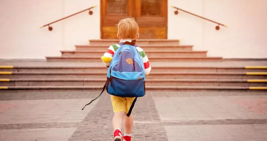 Cât costă prima zi de școală în România și în lume. Țara unde 10% dintre părinți se împrumută de la cămătari