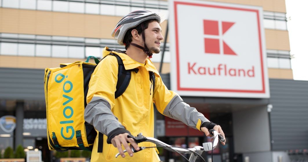 Kaufland Romania lanseaza serviciul de livrari rapide la domiciliu printr-un parteneriat cu Glovo