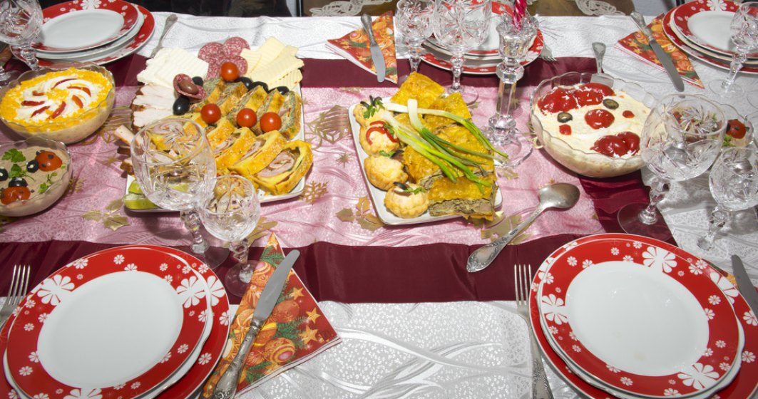 Studiu EY: Românii au cheltuit de sărbători mai mult ca anul trecut, deși spun că vor să facă economie și să nu irosească mâncare