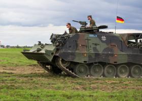 Președintele Lituaniei cere aducerea cât mai rapidă de trupe germane pe...