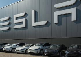 Tesla recheamă în service peste 1,6 milioane de mașini: problemele...