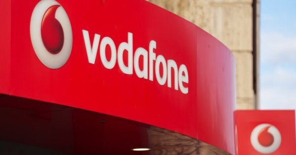 Vodafone și-a vândut afacerea din Italia contra unei sume de aproape 9...